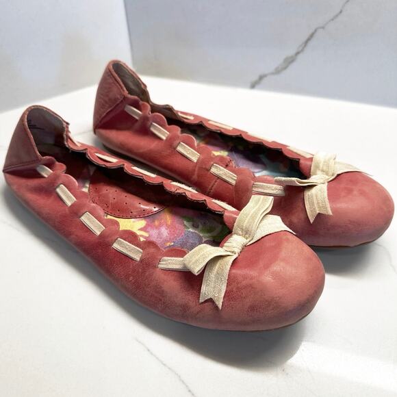 Born Marnee Ballet Flat Berry Pink Scalloped Edges Ribbon Bow Size 8.5 - Picture 1 of 10